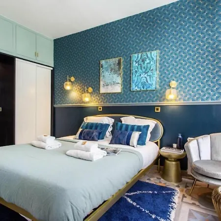 2br#grands Boulevards#paris10#6pers#ac Paris